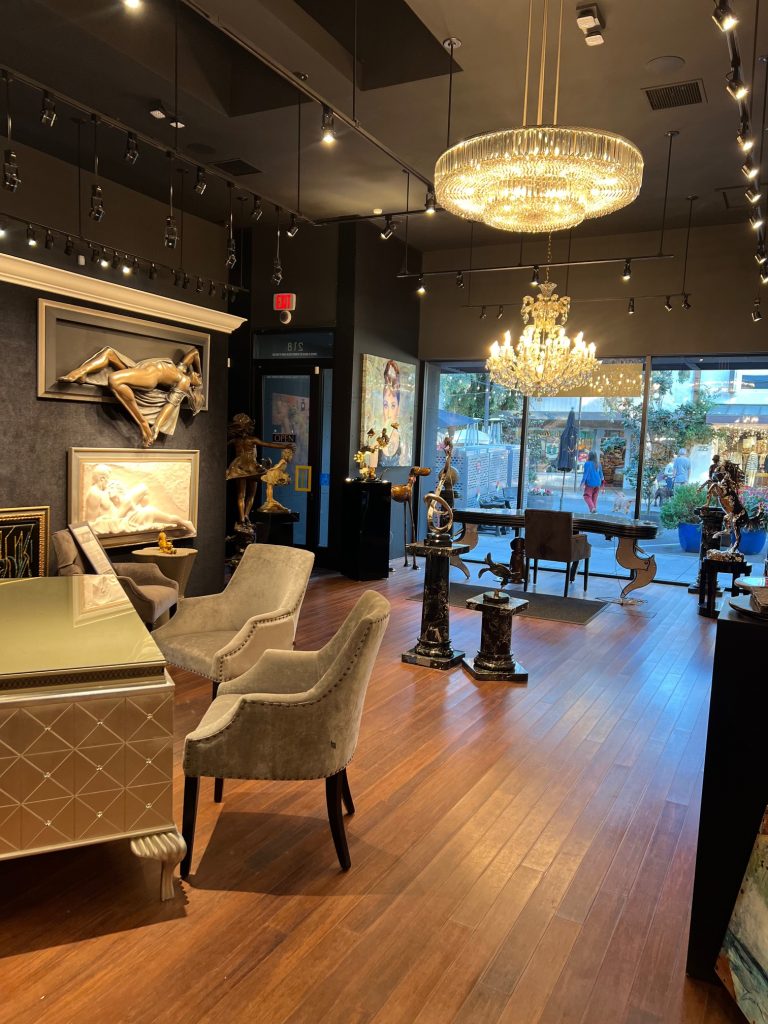 interior-bill-mack-gallery-forest-ave-laguna-beach-interior-view